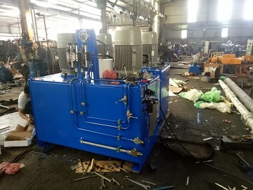 Thiết bị nhập khẩu Chế tạo thùng dầu tại xưởng Tích hợp thiết bị 