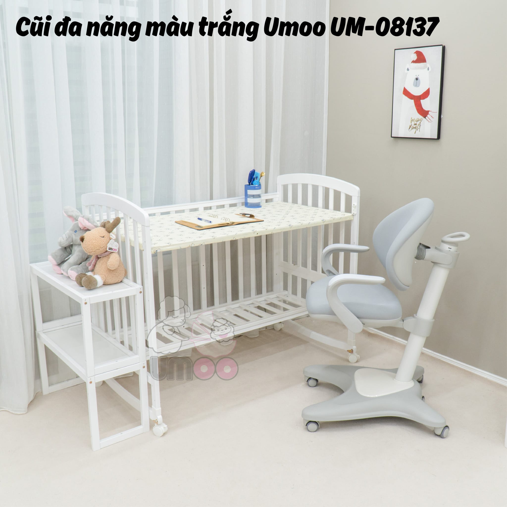 cũi đa năng màu trắng umoo có thể chuyển sang chế độ bàn dùng khi bé lớn