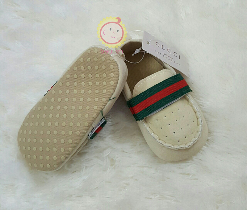 giay-sieu-nhe-gucci