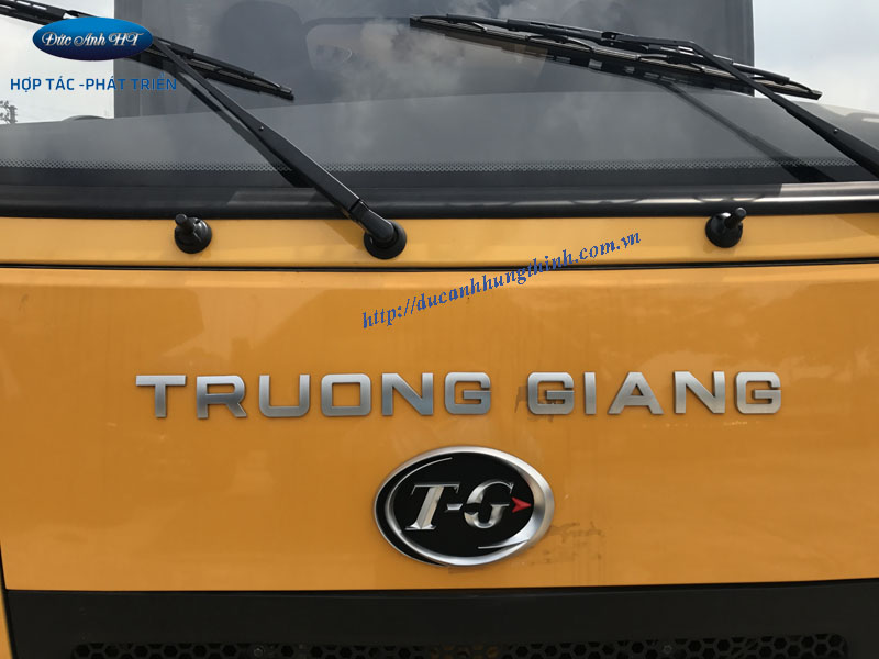 logo xe ben 5,7 tấn trường giang