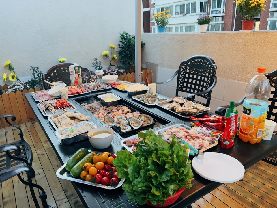 Bộ Bàn Ghế Nhôm Đúc HCN 6 Ghế Kết Hợp Bếp Nướng BBQ – Tiện Nghi & Đa Năng Cho Sân Vườn Hiện Đại
