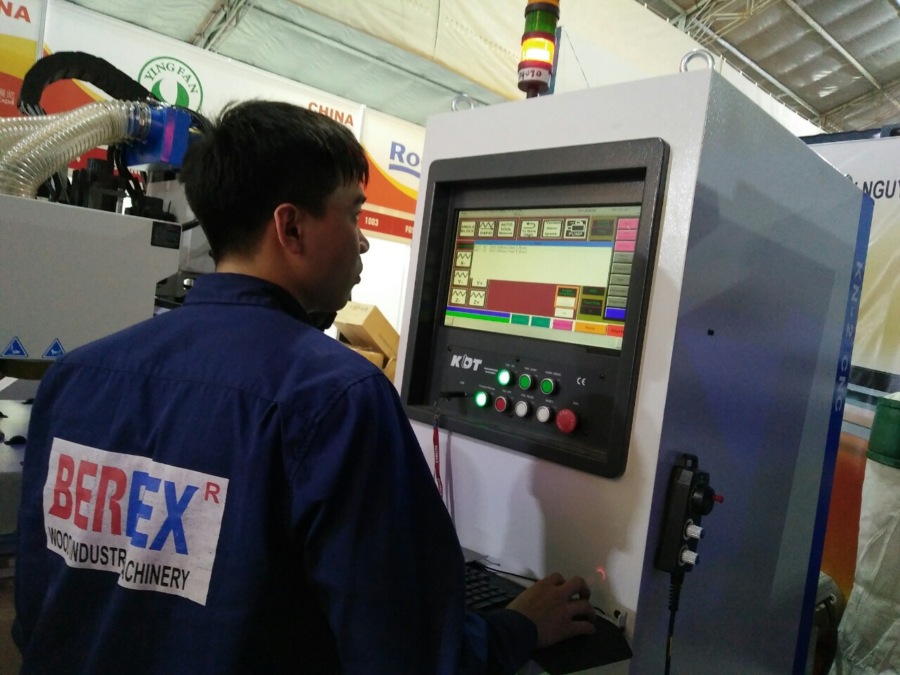 Máy CNC KDT đứng đầu thị trường máy chế biến gỗ tại Trung Quốc