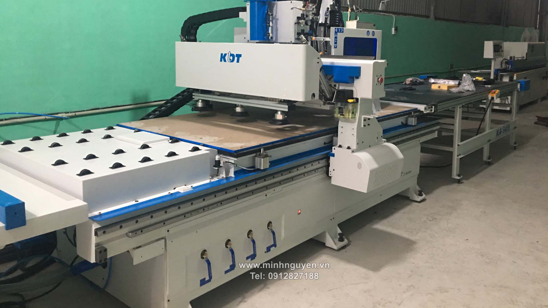 CNC router 2 đầu thay dao tự động KDT KN-2408DE tại Hải Phòng