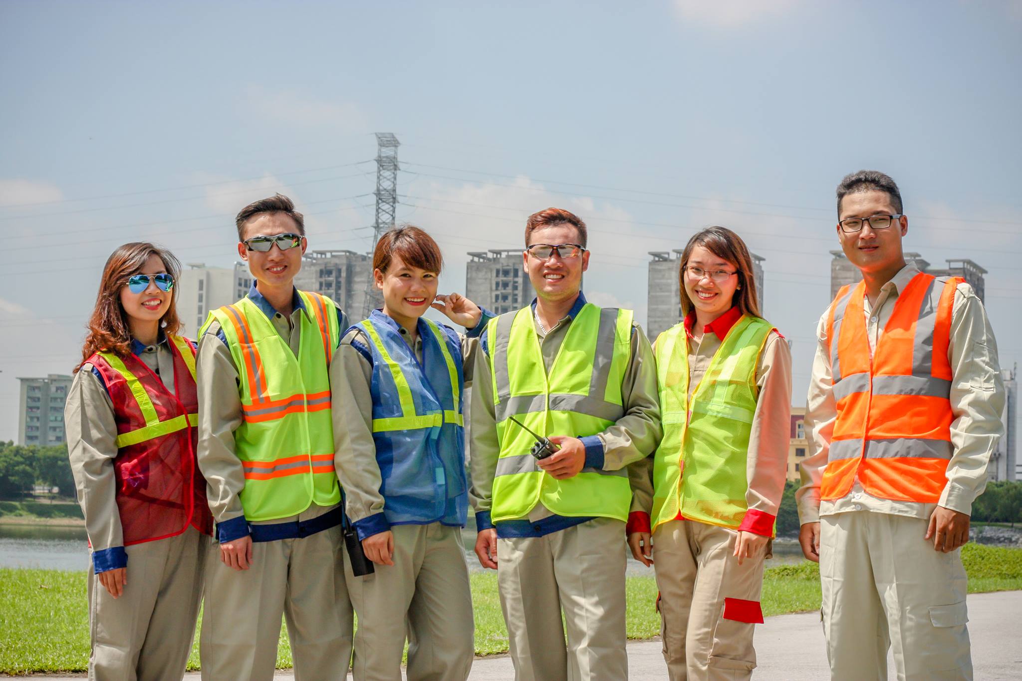 CHỌN TRANG PHỤC BẢO HỘ LAO ĐỘNG ĐÚNG CÁCH