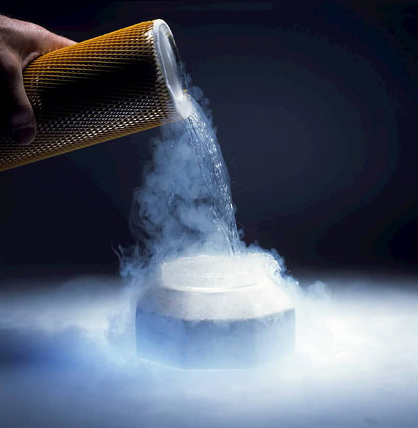 Nitơ lỏng giá bao nhiêu là hợp lý? Những điều bạn nhất định phải biết về nitơ lỏng