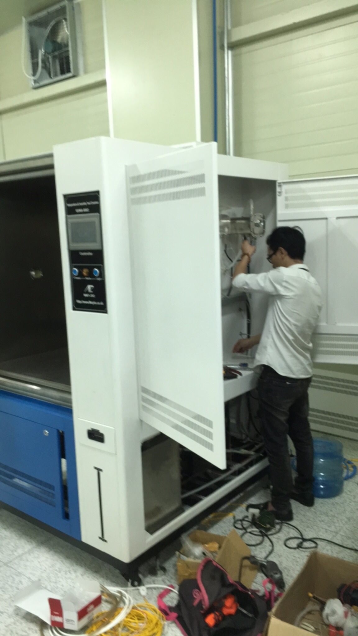 Sửa chữa máy kiểm tra ổn định nhiệt độ độ ẩm