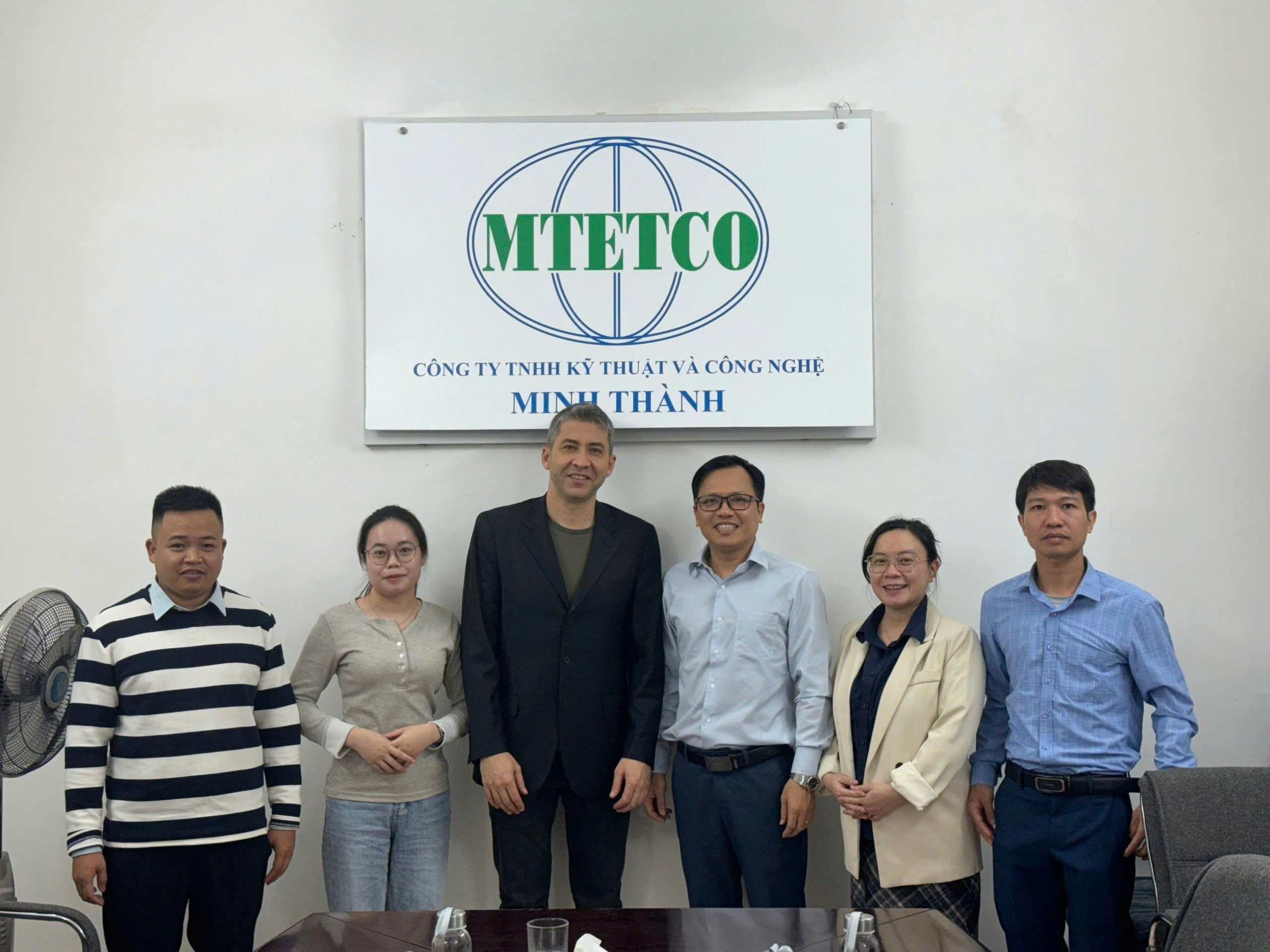Chuyến Công Tác Của Chuyên Gia Hãng AKYAPAK Tại Công Ty Minh Thành – Đại Diện Chính Thức Của AKYAPAK Tại Việt Nam