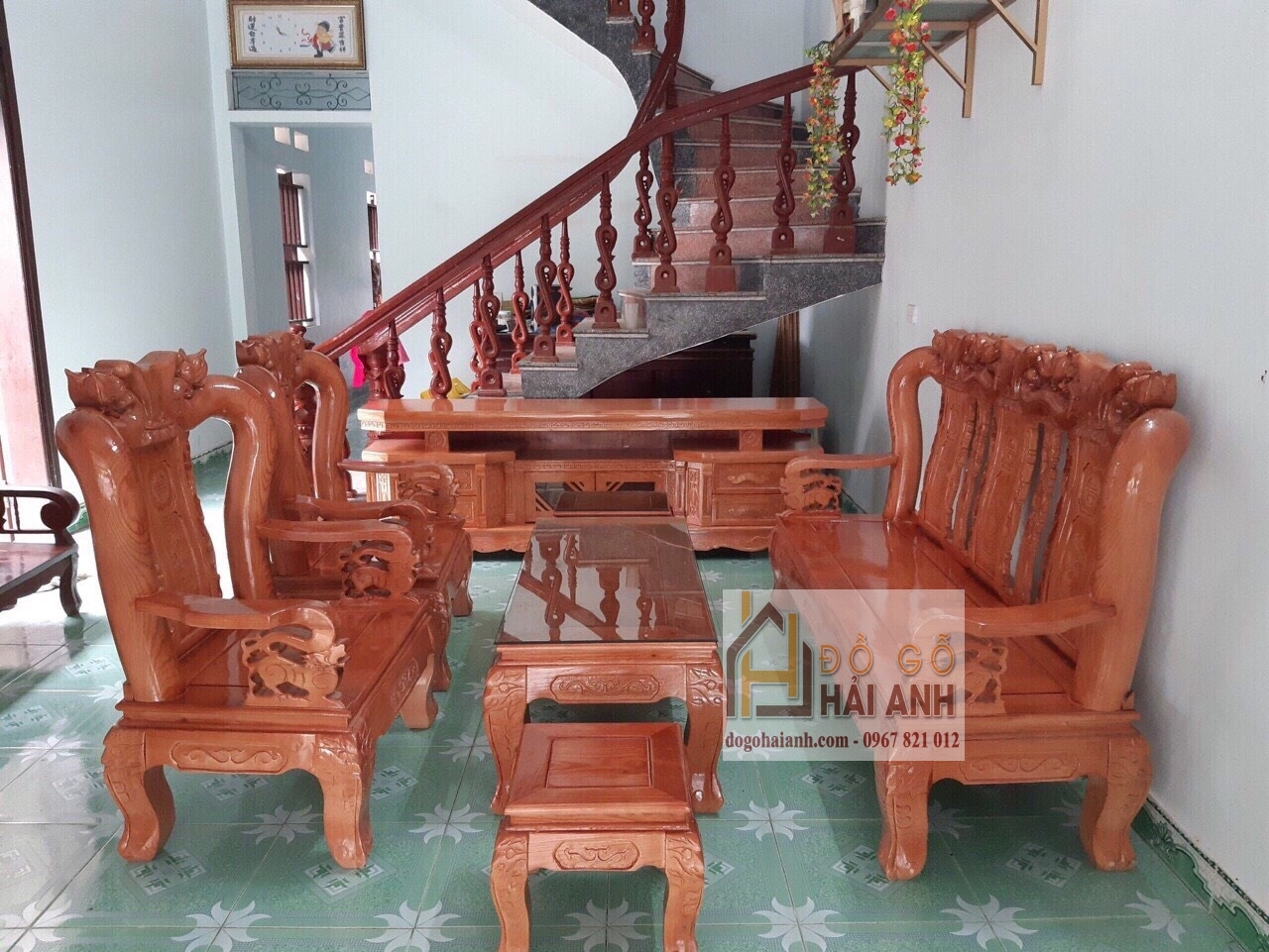 Ở đâu bán bàn ghế phòng khách tại Hà Nội chất lượng, uy tín?