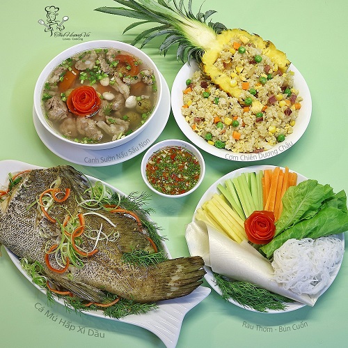MÂM CƠM NHÀ VỚI CÁ MÚ HẤP XÌ DẦU