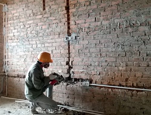 ĐAU ĐẦU VỚI THỎA THUẬN VẬT TƯ VÀ NHÂN CÔNG ĐIỆN NƯỚC ?