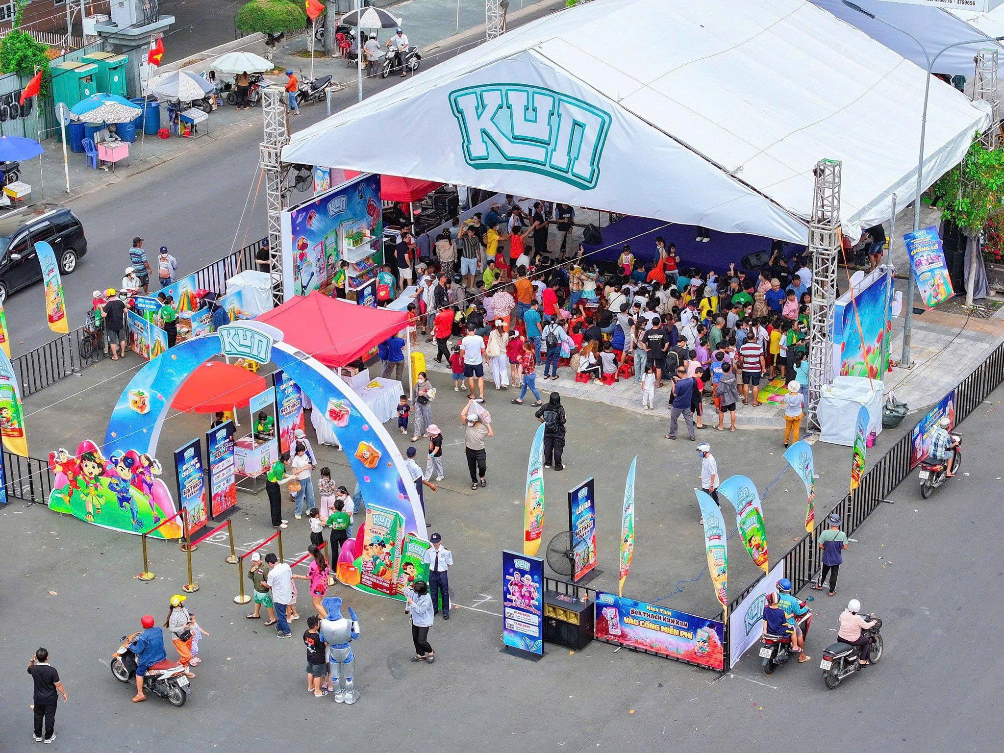 Tổ Chức Sự Kiện Đường Sữa Thạch Kun Tại Vinh, Nghệ An