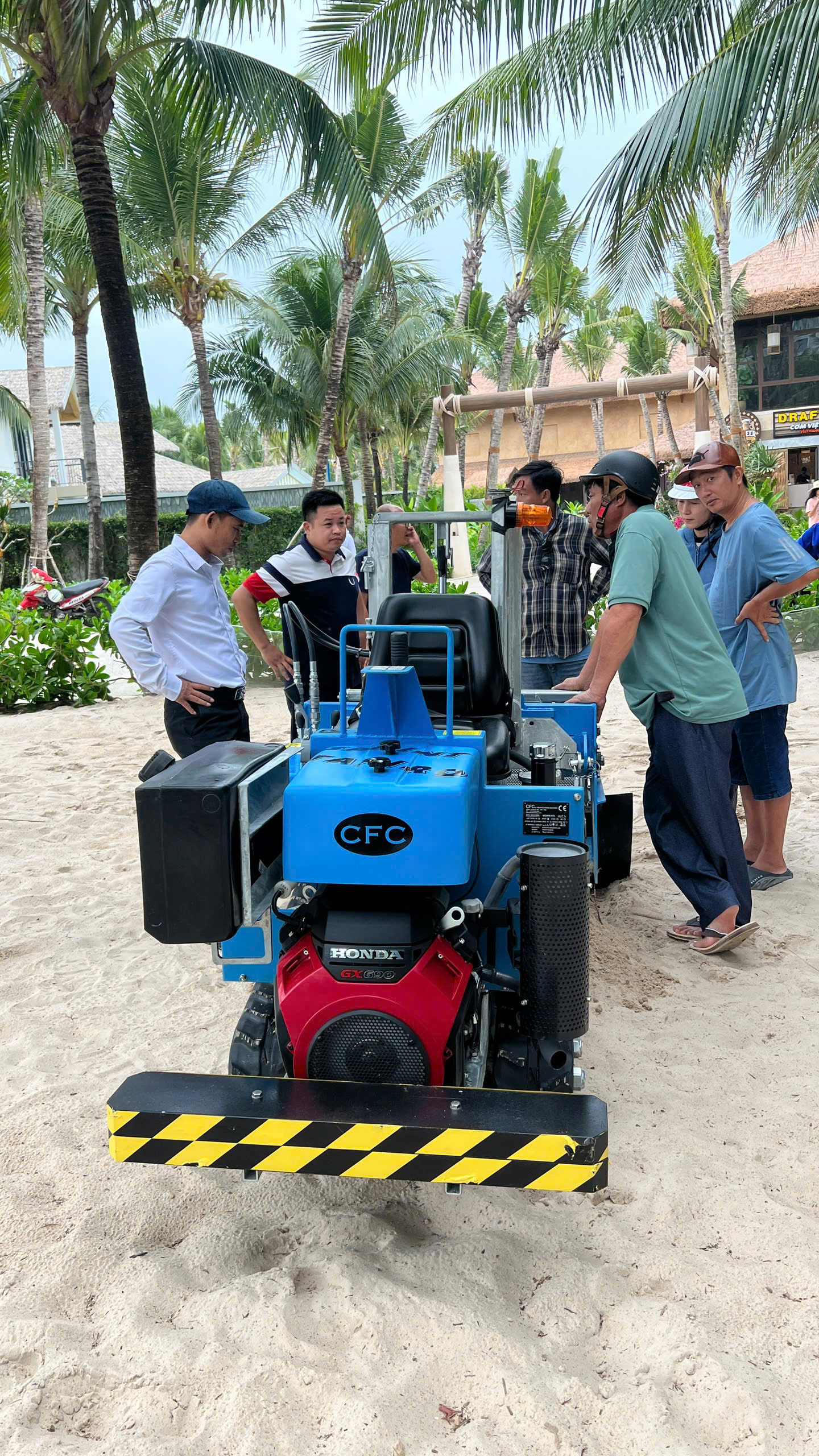 GIẢI PHÁP LÀM SẠCH BÃI BIỂN ĐẲNG CẤP TẠI PREMIER VILLAGE PHU QUOC RESORT