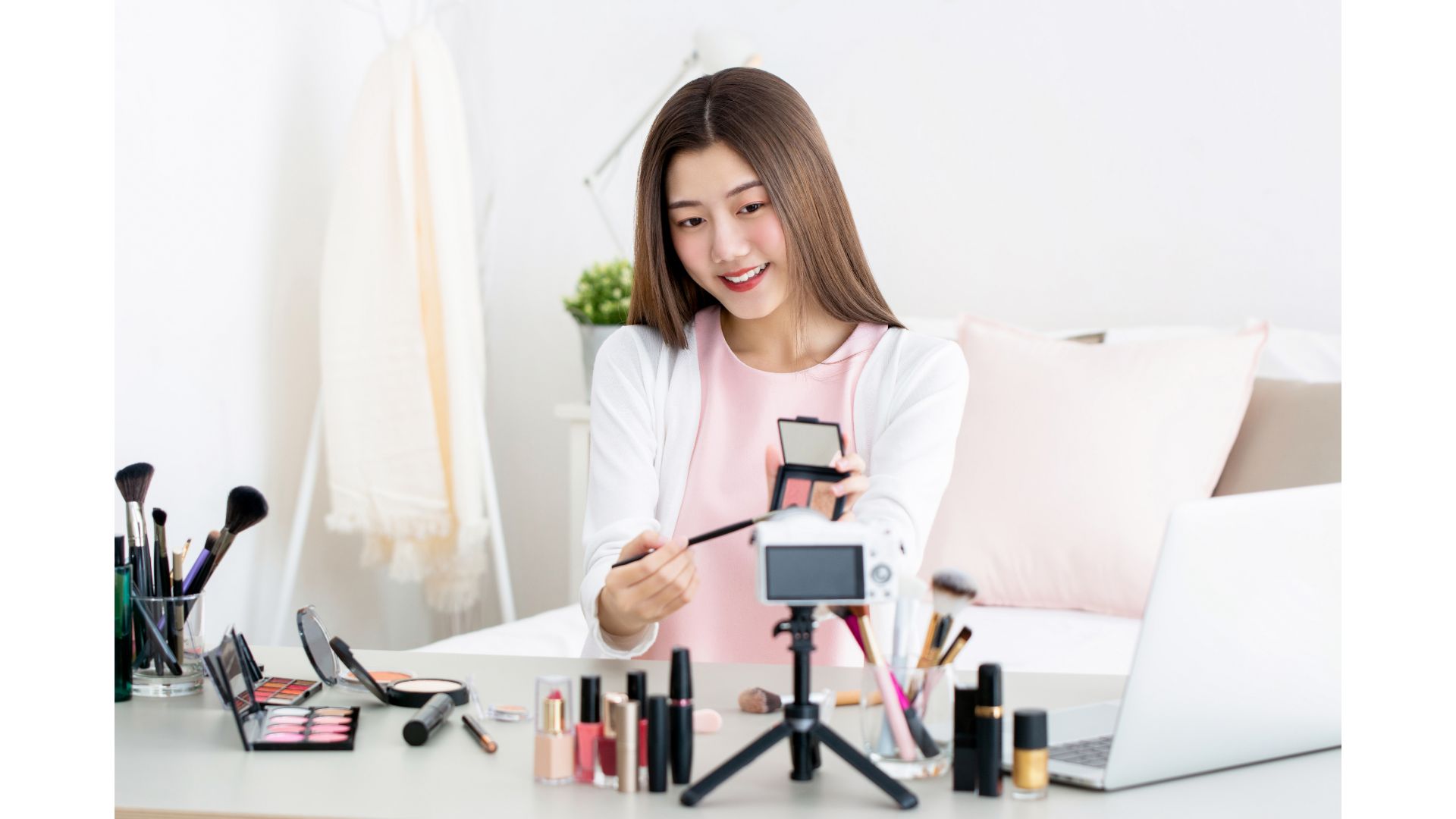 Thủ Tục Nhập Khẩu Mỹ Phẩm Tại Việt Nam