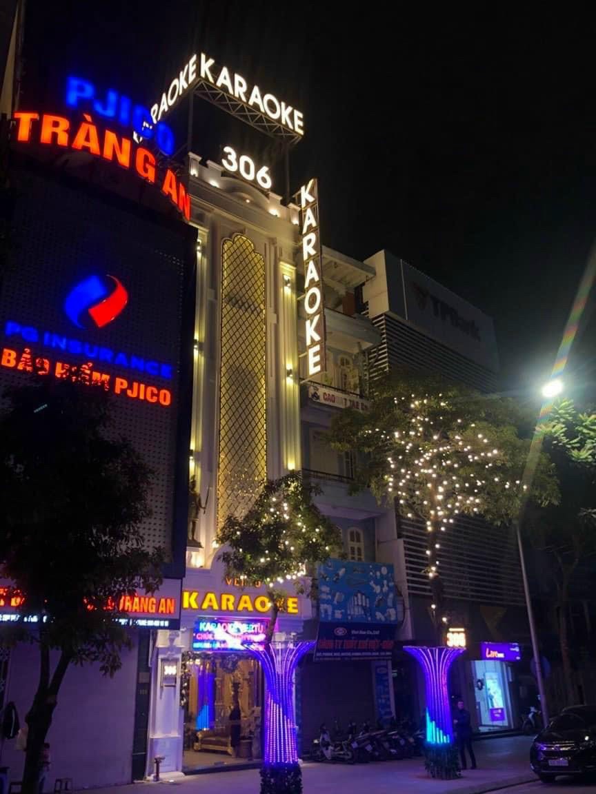 Karaoke Vertu 306 Trần Khát Chân