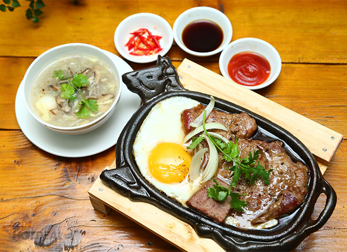 Beef Steak Bò Úc 200gr + Súp Cua Bong Bóng Cá Tại Coffee Yesss