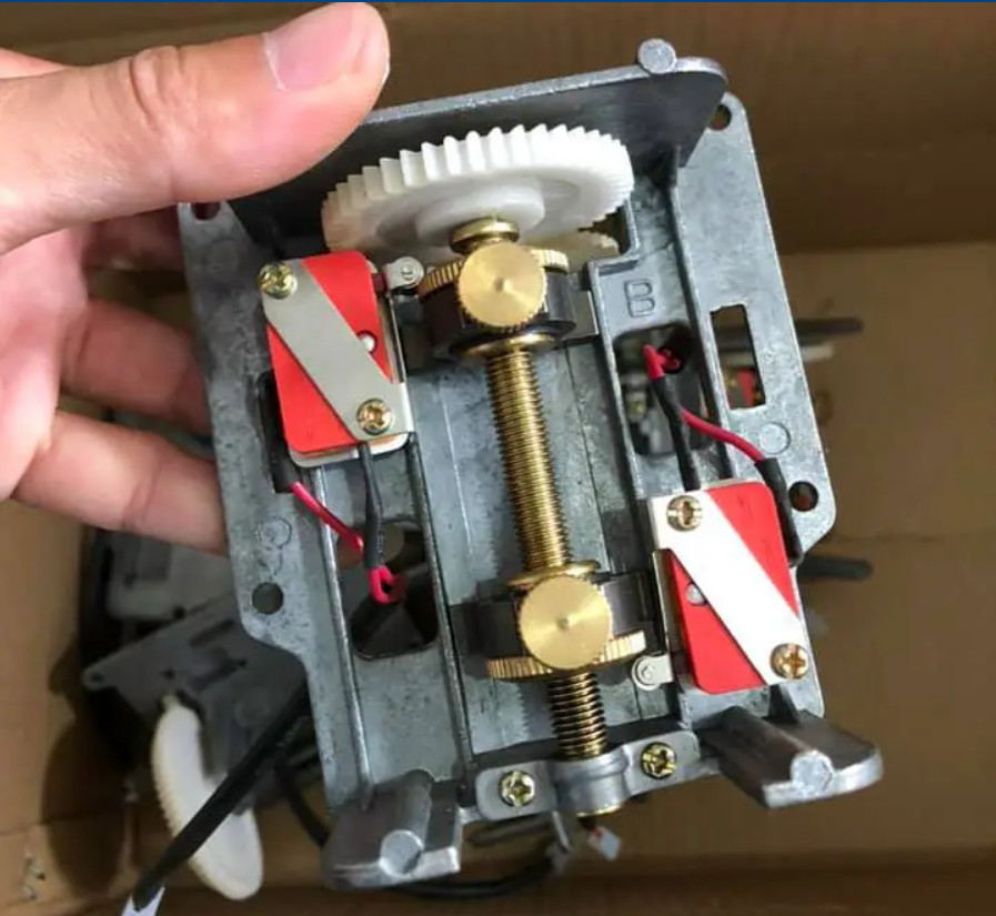 Hành trì cửa cuốn bị lỗi - Nguyên nhân và cách khắc phục