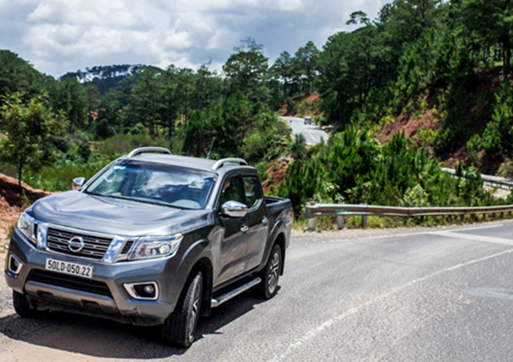 Những thói quen cần tránh khi lái xe qua đèo