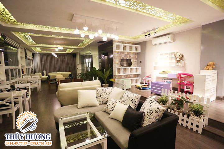 ​Đồ trang trí quán tại Nghệ An
