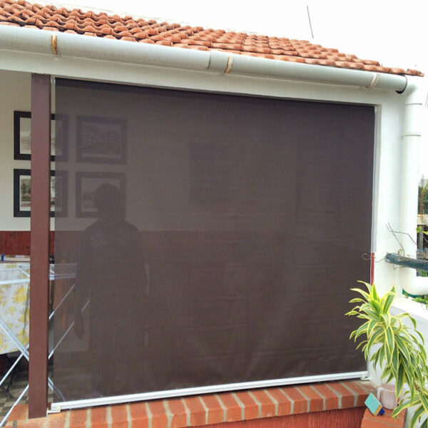 Bạt quay che nắng mưa ban công đẹp