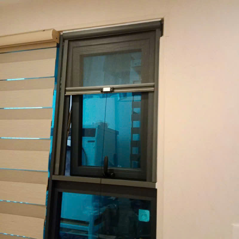 Cửa Lưới Chống Muỗi Tự Cuốn Hoà Phát