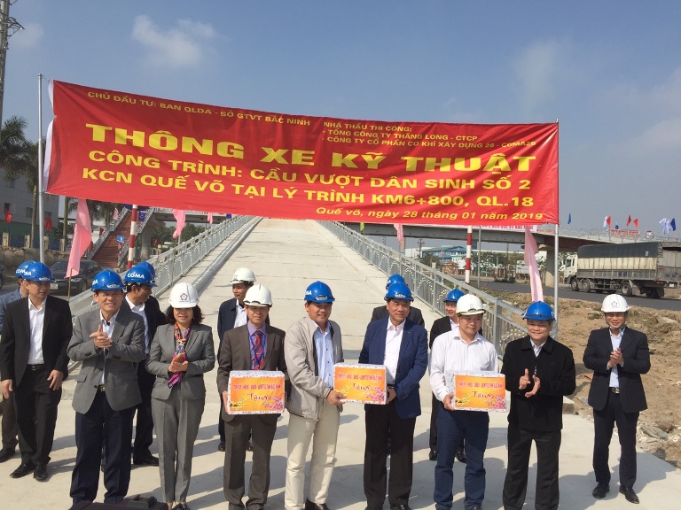 Thông xe cầu vượt dân sinh số 2 Khu Công nghiệp Quế Võ - Bắc Ninh