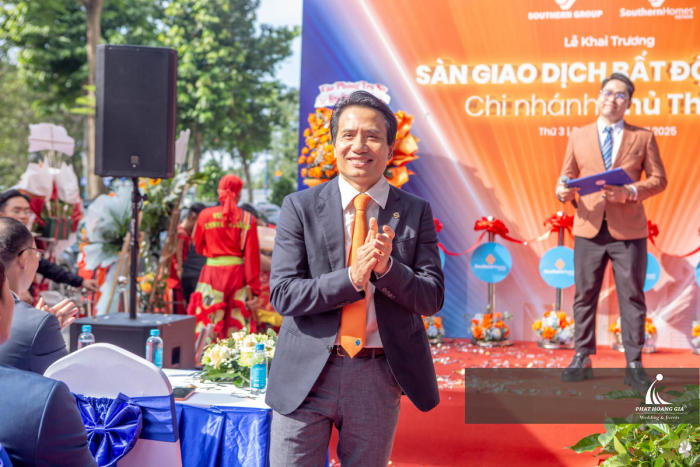 GRAND OPENING - SOUTHERN HOMES