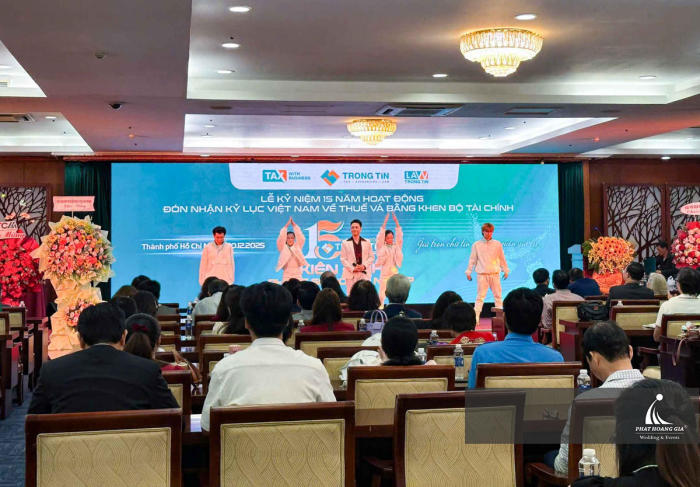 KỶ NIỆM 15 NĂM - CÔNG TY THUẾ TRỌNG TÍN