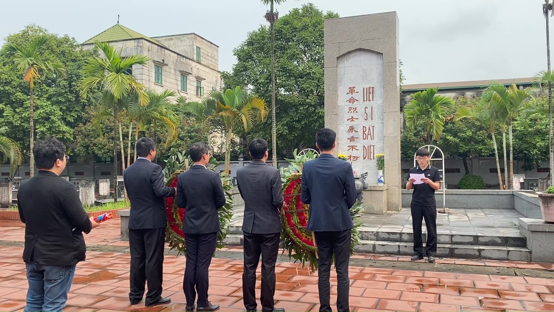 TẾT THANH MINH - Tưởng nhớ các anh hùng và tôn vinh tình hữu nghĩ Việt Nam x Trung Quốc "Everbright Việt Nam x ZYF Việt Nam"