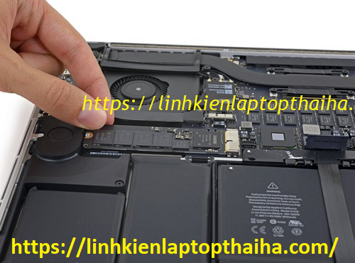 Thay thế  ổ cứng SSD MacBook Pro 15 Retina 2015