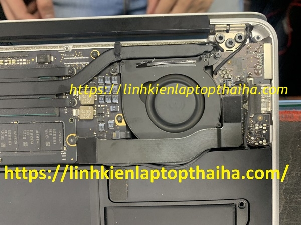 Cách Sửa Lỗi Cổng Sạc Trên MacBook