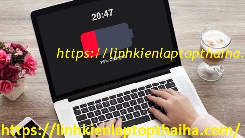 Pin laptop chai bao nhiêu phần trăm thì nên thay?