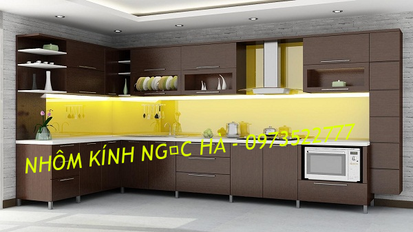 Những lý do khiến kính ốp bếp được ưa chuộng?