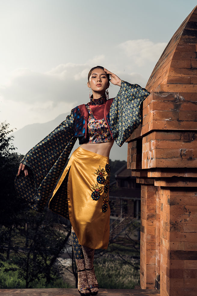 Những thiết kế độc và lạ của Tuần lễ thời trang tốt nghiệp “4.0 khác biệt”