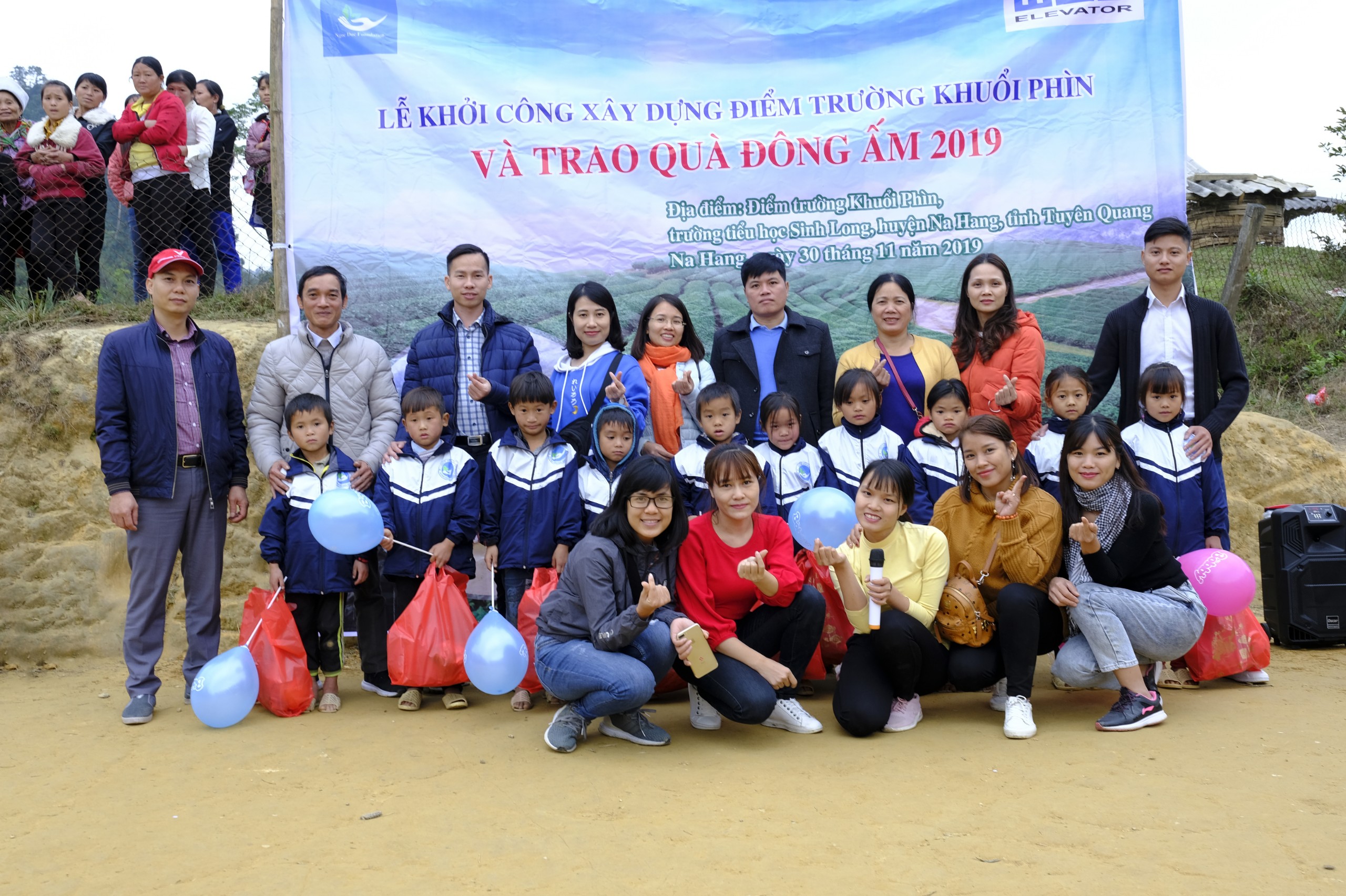 Chương trình thiện nguyện " Lễ khởi công xây điểm trường Khuổi Phìn và trao quà đông ấm 2019