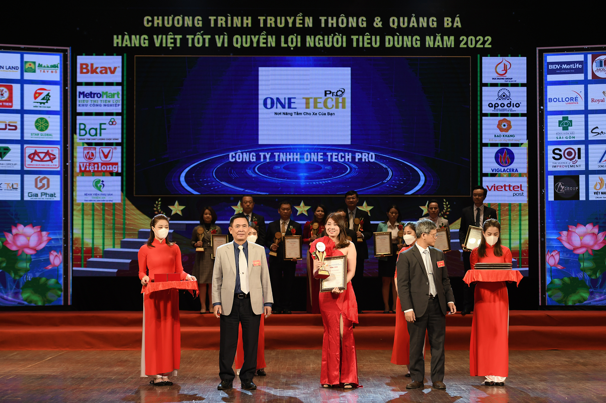 One Tech Pro Top 20 thương hiệu vàng hàng đầu của toàn quốc năm 2022