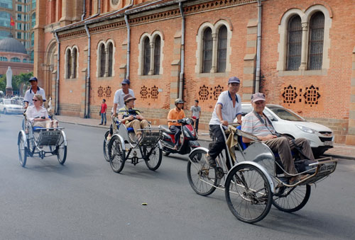 Cần nới thị thực để thu hút du lịch