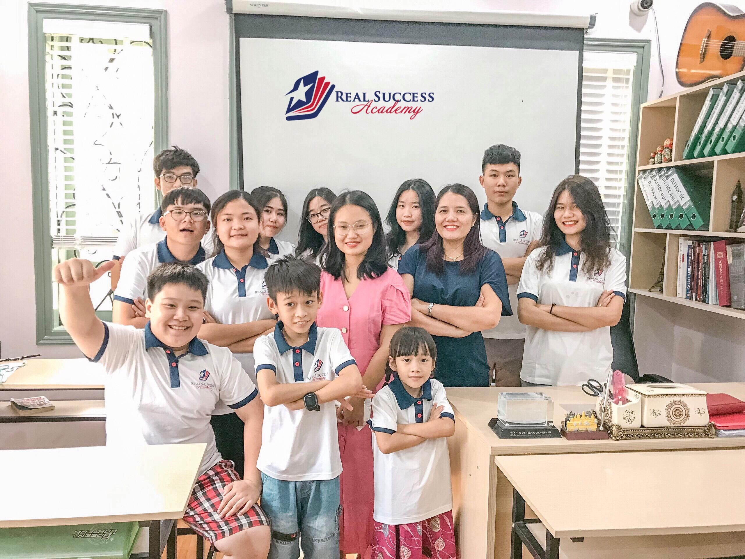 HỒ SƠ NĂNG LỰC CỦA REAL SUCCESS ACADEMY