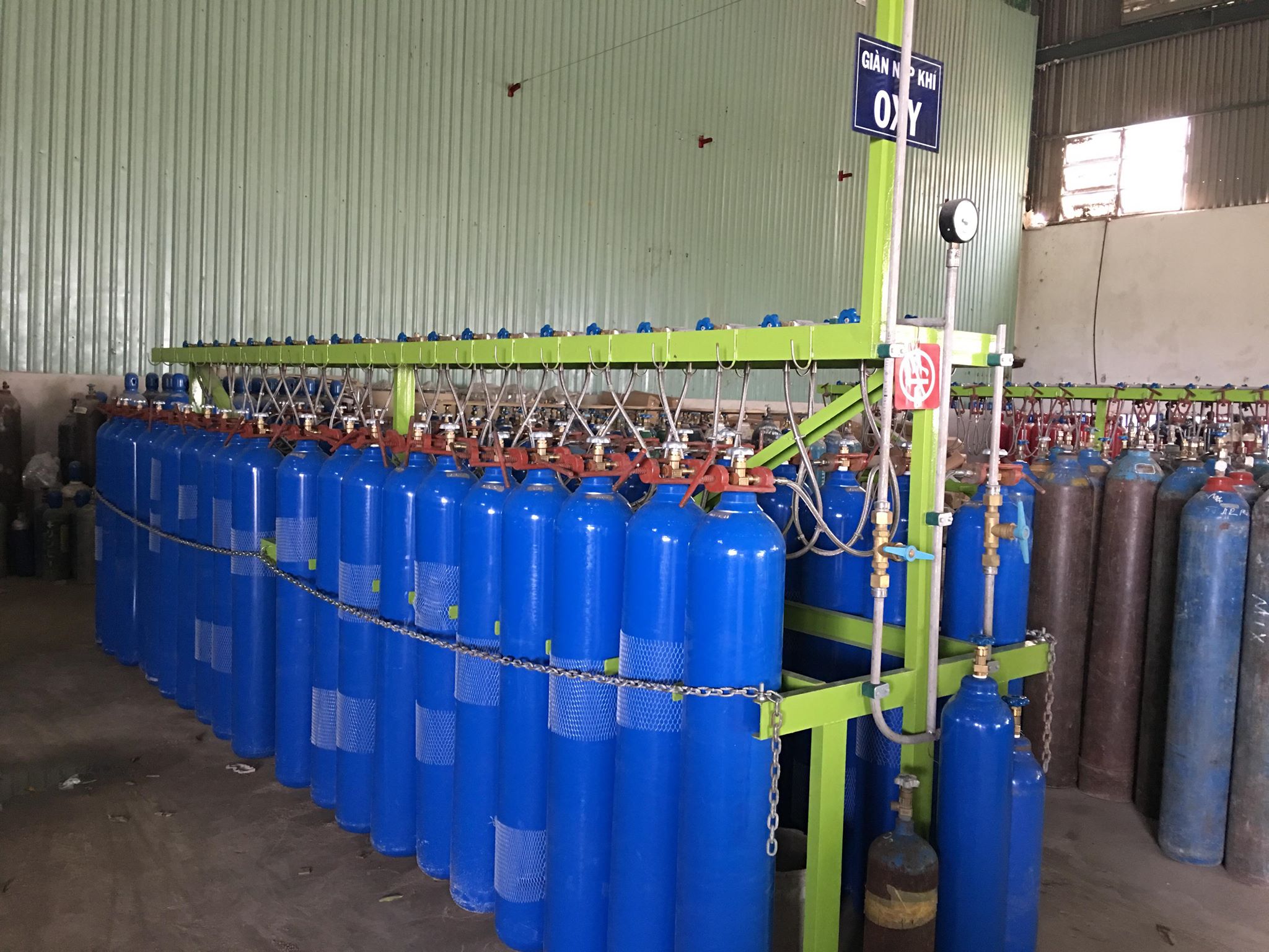 Khí tinh khiết Việt Nam cung cấp bình khí oxy chất lượng
