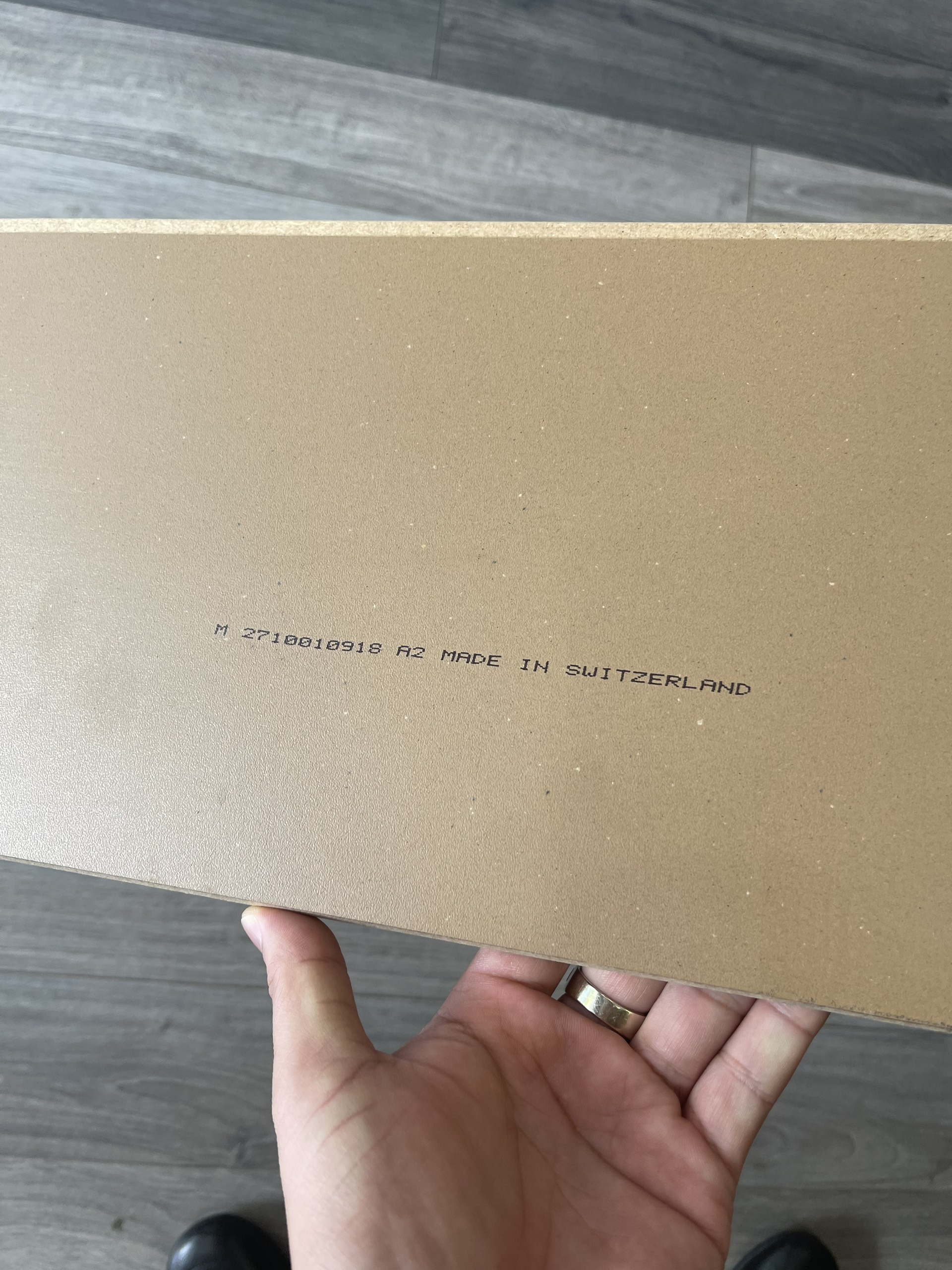 Tuyệt chiêu phân biệt sàn gỗ Châu Âu đúng xuất xứ - Ảnh 2.