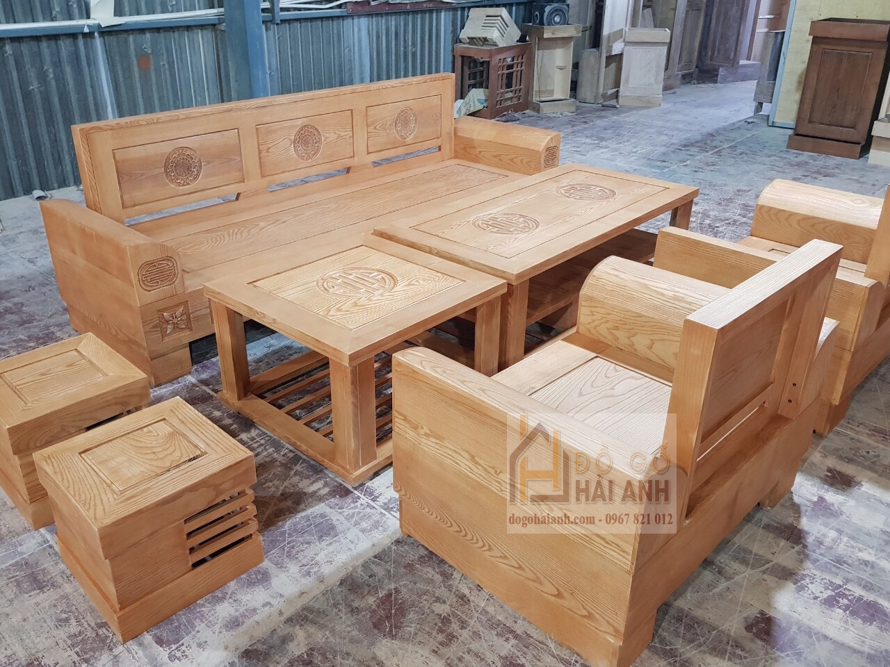 Mẫu bàn ghế gỗ phòng khách đẹp hiện đại Hà Nội