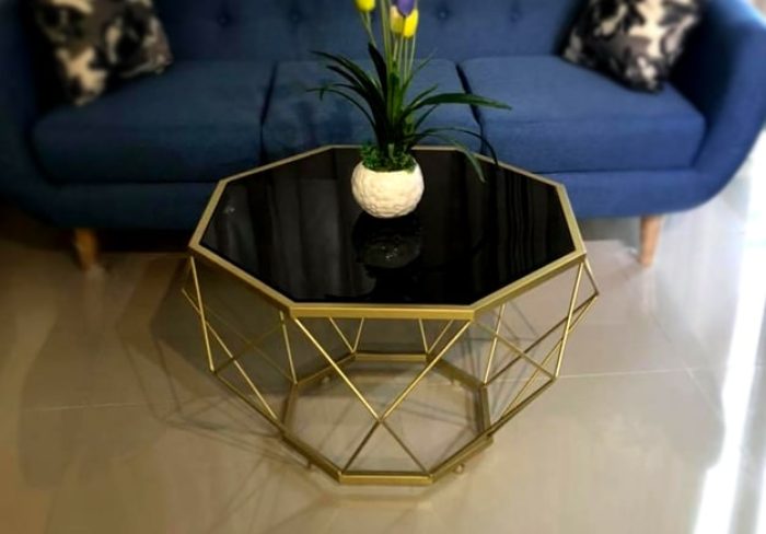 Mẫu bàn sofa chân sắt thiết kế độc đáo