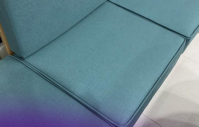 Mẫu đệm ghế sofa gỗ đẹp có viền chỉ chạy xung quanh