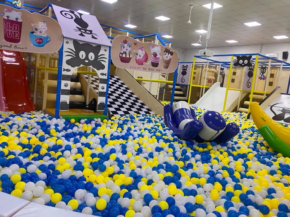 Thiết bị trong nhà bóng, khu vui chơi cần được vệ sinh thường xuyên