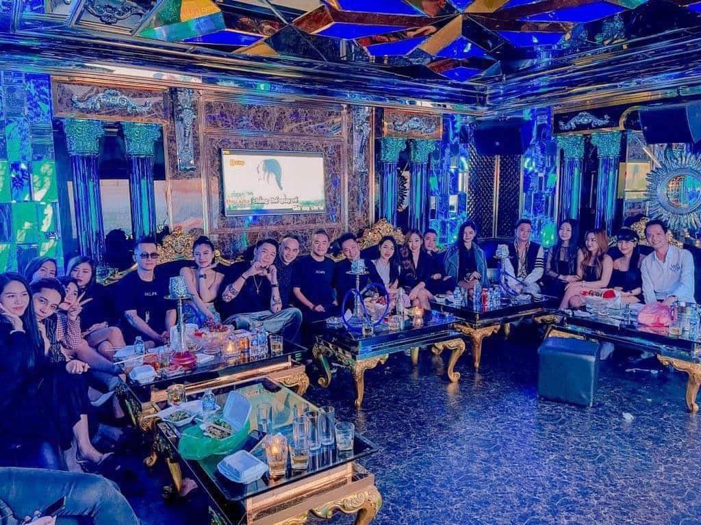 Karaoke Paris Linh Đàm | Liên Hệ Đặt Phòng