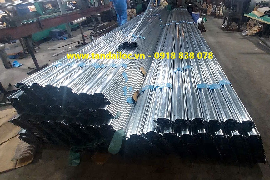 LÁ CỬA CUỐN SIÊU TRƯỜNG