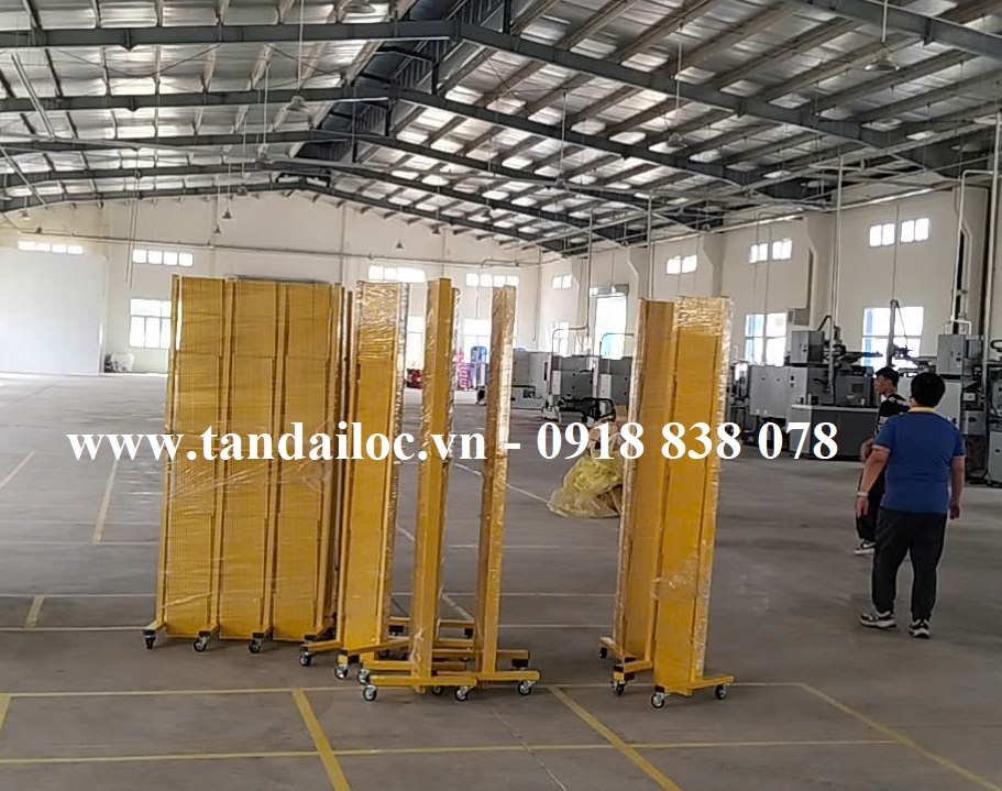 Bàn giao hàng rào di động chữ T cao 2m cho quý khách hàng ở KCN AMATA, Đồng Nai