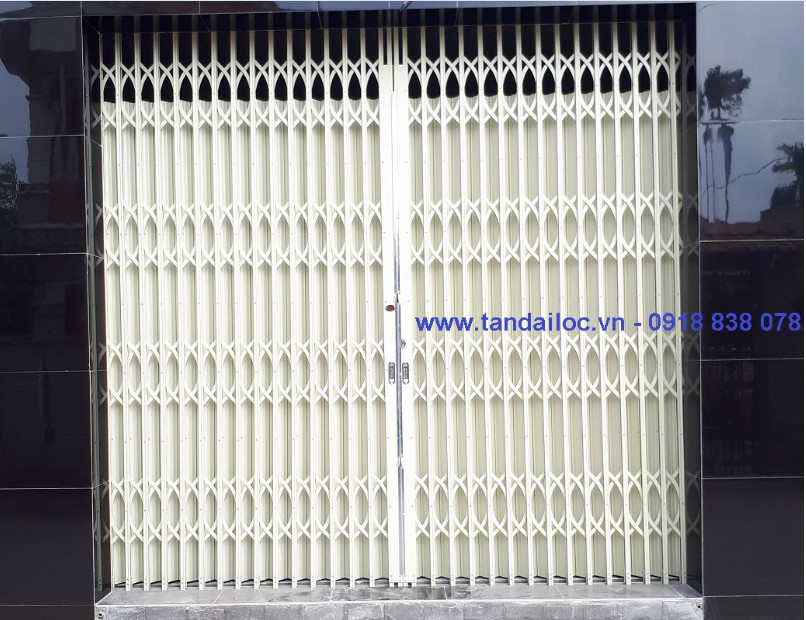 Cửa kéo Đức màu kem