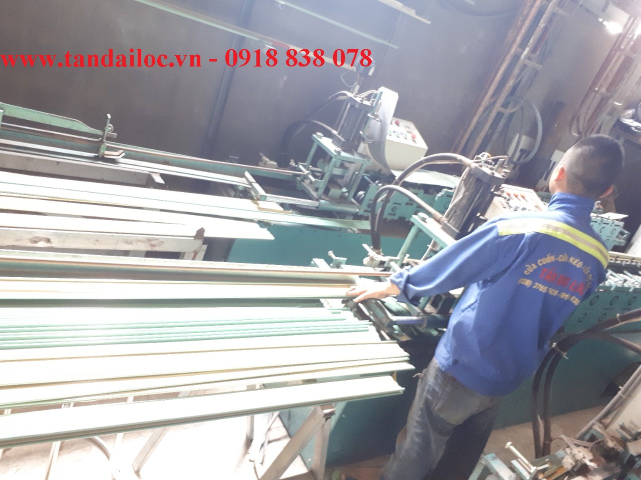 Máy sản xuất lá cửa kéo đài loan