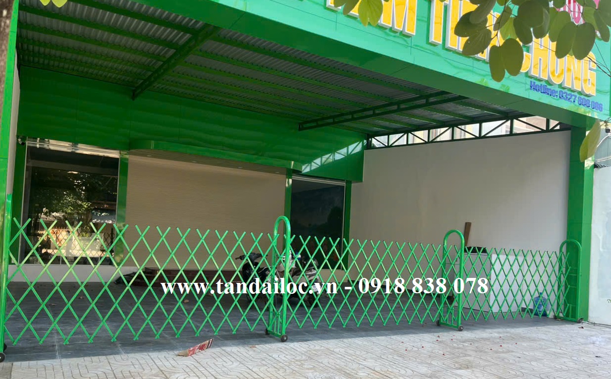 Hàng rào di động chữ U giá rẻ năm 2025
