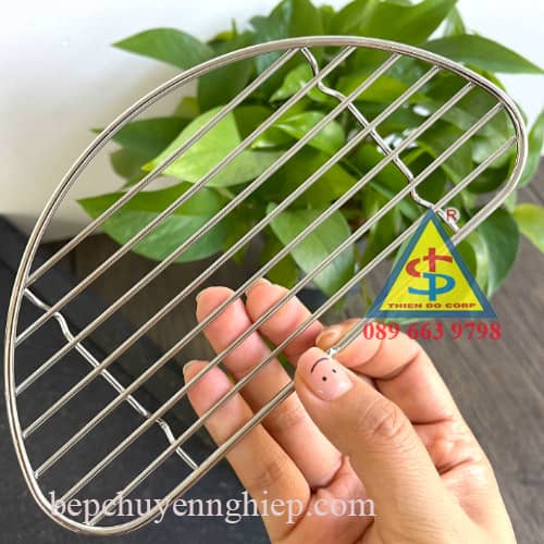 vỉ inox để ráo dầu trên mân dĩa khay nướng, vỉ inox có chân để ráo